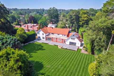 5 bedroom detached house for sale, Sunning Avenue, Ascot
