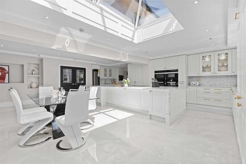 5 bedroom detached house for sale, Sunning Avenue, Ascot