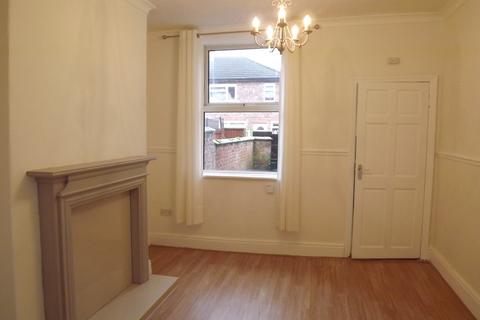 2 bedroom house to rent, Huxley Street, Northwich, CW8
