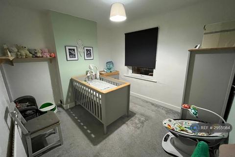 2 bedroom terraced house to rent, Sparsholt Road, Barking, IG11