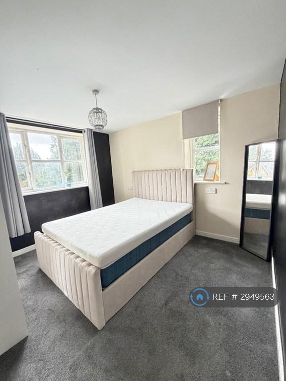Harvard Grove, Salford, M6 - View 4
