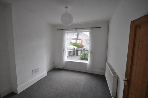 2 bedroom terraced house to rent, Woods Lane, Burton-on-Trent, Staffordshire, DE15