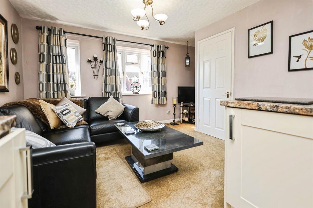 Apartment in Birmingham, Lyndon Green - View 4