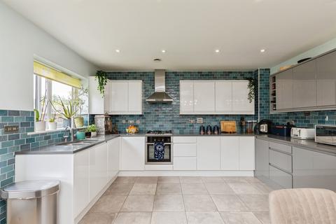 5 bedroom link detached house for sale, Chivers Street, Bath
