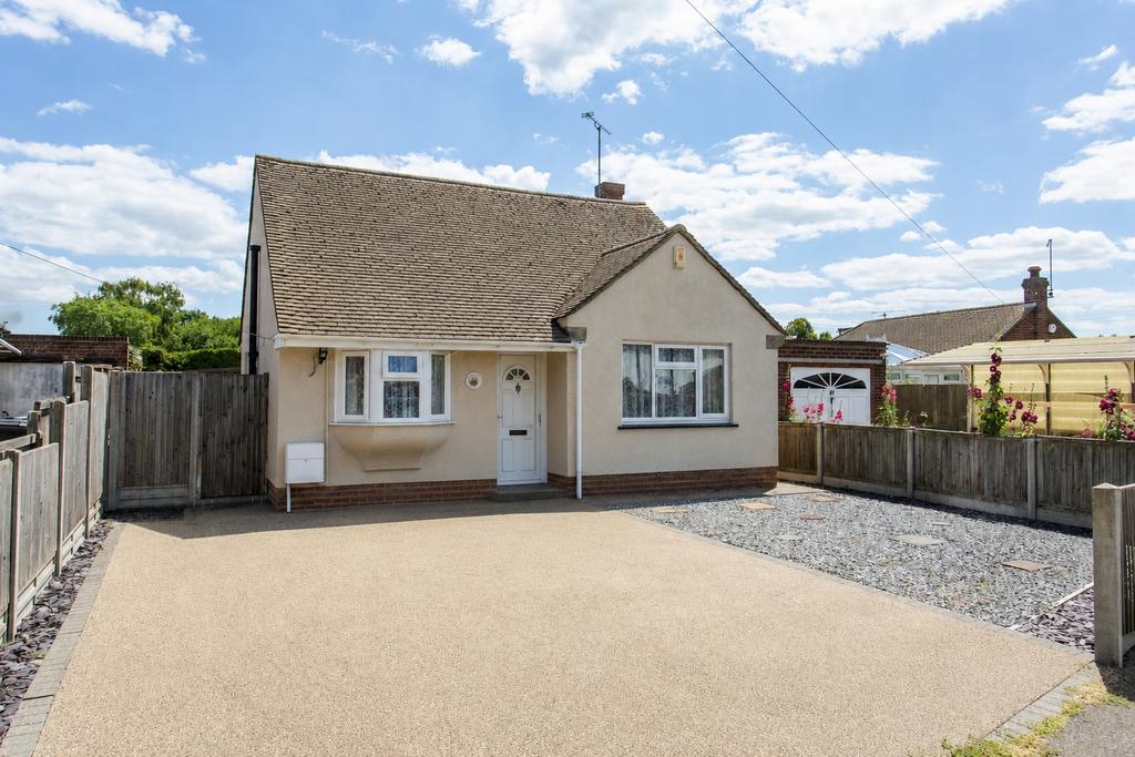 2 bedroom bungalow for sale