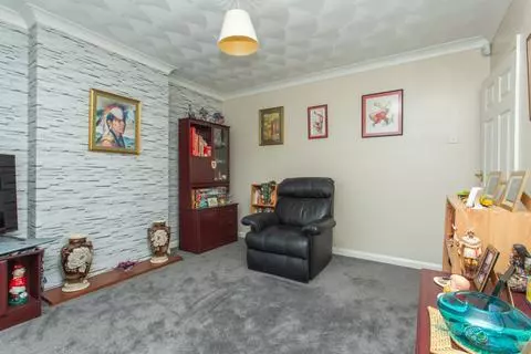 2 bedroom bungalow for sale - Widok 5