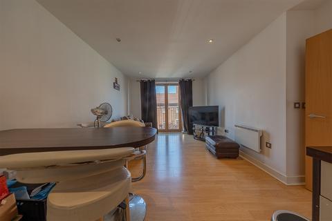 2 bedroom flat for sale, Rumbush Lane, Solihull B90