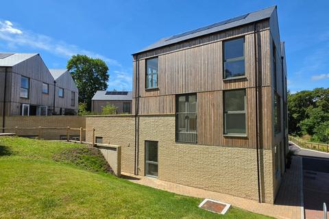 undefined, Old Timberyard, Box, SN13