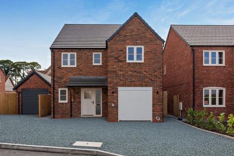 5 bedroom detached house for sale, Stafford Road, Stafford ST20