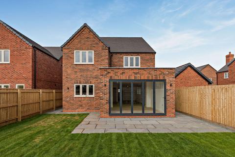 5 bedroom detached house for sale, Stafford Road, Stafford ST20