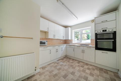 4 bedroom house for sale, Cedar Close, Epsom, KT17