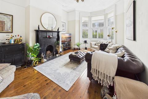 2 bedroom ground floor flat for sale, Park Crescent, North Shields