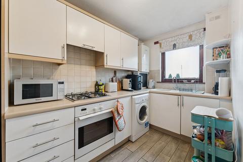 undefined, Crow Road, Flat 2/2, Anniesland, Glasgow, G13