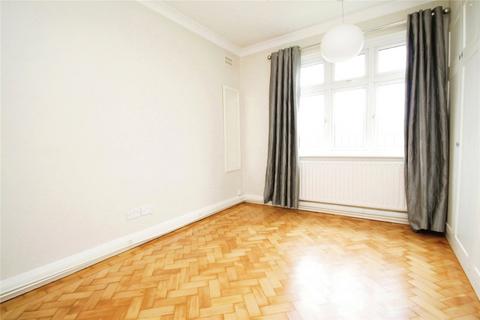 2 bedroom apartment to rent, Grange Court, Loughton IG10