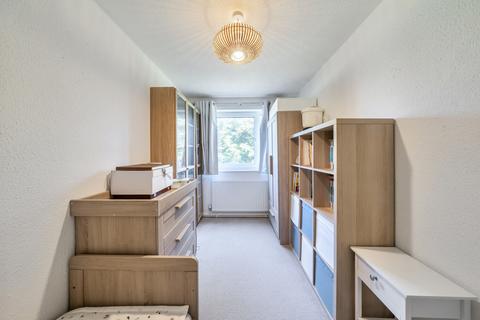 2 bedroom apartment for sale, Merlin Court, Bembridge Gardens, Ruislip