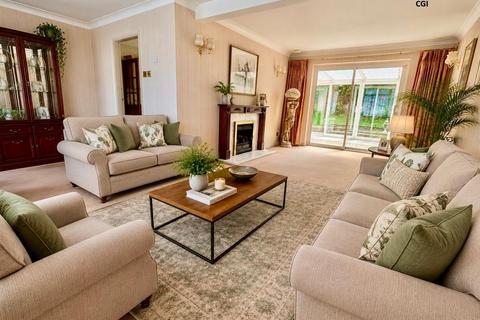 4 bedroom chalet for sale, Wilmot Way, Camberley GU15