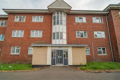 2 bedroom flat for sale, Didsbury Road, Stockport SK4