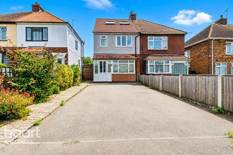 4 bedroom semi-detached house for sale, Barton Hill Drive, Sheerness