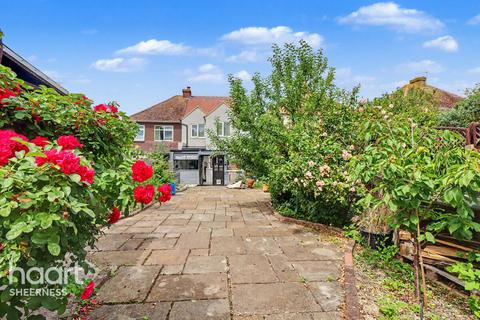 4 bedroom semi-detached house for sale, Barton Hill Drive, Sheerness