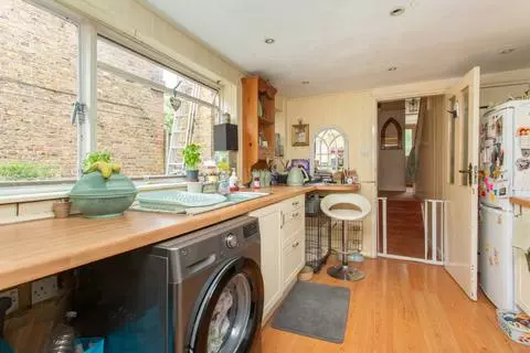 3 bedroom end of terrace house for sale - Widok 5