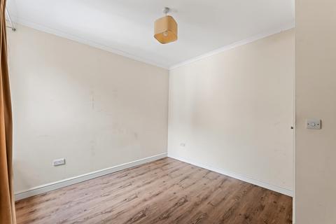 2 bedroom maisonette for sale, Replingham Road, London