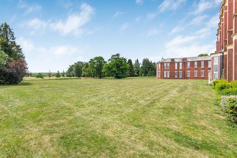 1 bedroom flat for sale, Beningfield Drive, London Colney, AL2