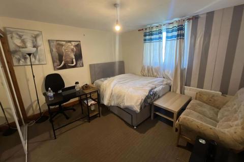 undefined, Lenzie Place, Flat D, Glasgow G21