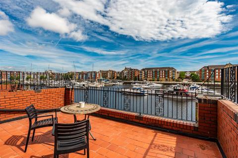 2 bedroom flat for sale, 2 Anchor CourtVictoria QuayMarinaSwanseaWest Glam