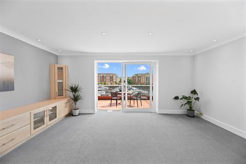 2 bedroom flat for sale, 2 Anchor CourtVictoria QuayMarinaSwanseaWest Glam