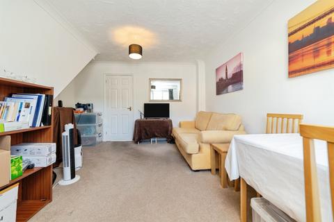 2 bedroom terraced house for sale, Chervil Close, Biggleswade