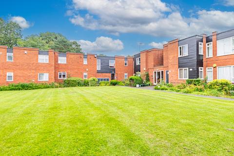 Blackmoor Court, King Drive, Leeds, LS17