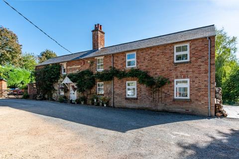 4 bedroom detached house for sale, Upper Eddington, Hungerford, Berkshire, RG17