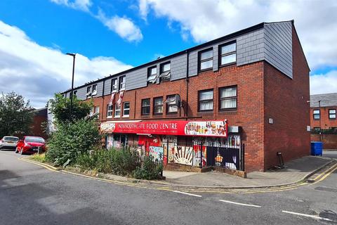 3 bedroom flat for sale, High Road, New Southgate N11