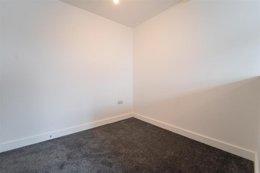 Bristol Road South, Birmingham B31 - View 5
