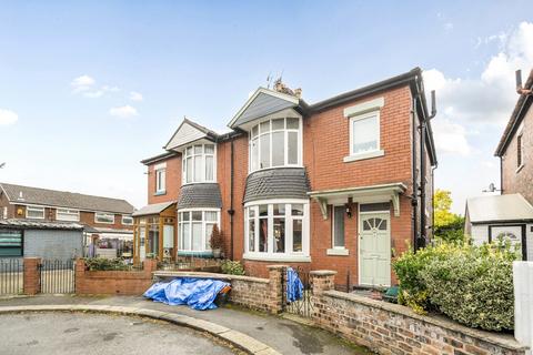 3 bedroom semi-detached house for sale, Hillcrest Drive, Manchester, Greater Manchester