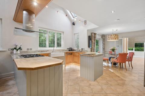 4 bedroom detached house for sale, Bridge End Lane, Prestbury, Macclesfield, Cheshire, SK10