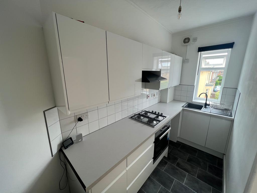 2 bedroom flat to rent