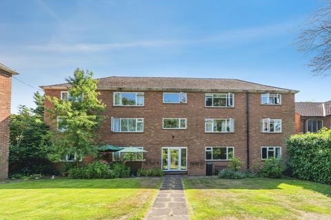 2 bedroom ground floor flat for sale, Station Parade, Virginia Water, GU25