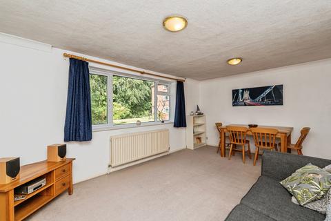 2 bedroom ground floor flat for sale, Station Parade, Virginia Water, GU25