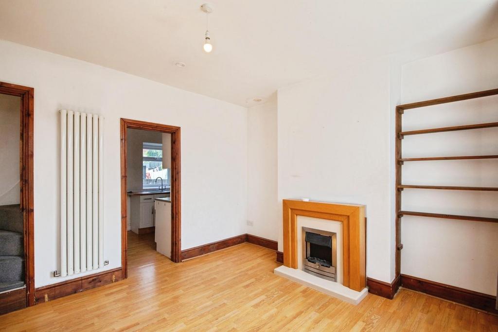 House in Sheffield, Wadsley Bridge, Fox Hill - View 3