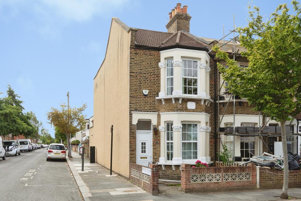 Detached house exterior