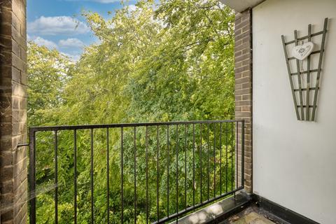 2 bedroom flat for sale, Francis Road, Broadstairs, Kent, CT10