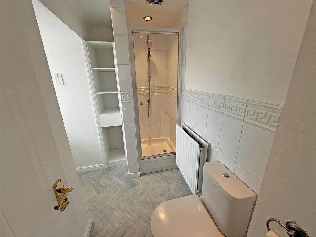 Shower suite A2.jpg