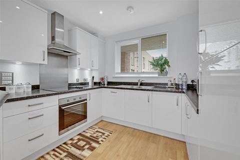 Reynard Way, Brentford, TW8