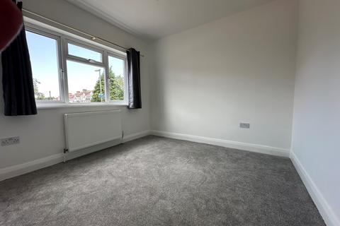 2 bedroom maisonette for sale, Station Avenue, Epsom