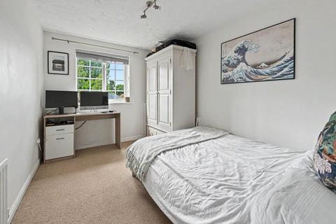 2 bedroom flat for sale, Dragoon Way, Christchurch BH23