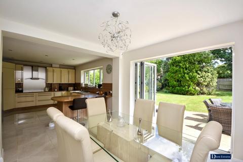 3 bedroom detached house for sale, Great Nelmes Chase, Emerson Park, Hornchurch, RM11