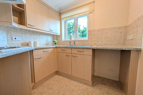 1 bedroom retirement property for sale, 35 Davies Court, Metcalfe Drive, Romiley, SK6