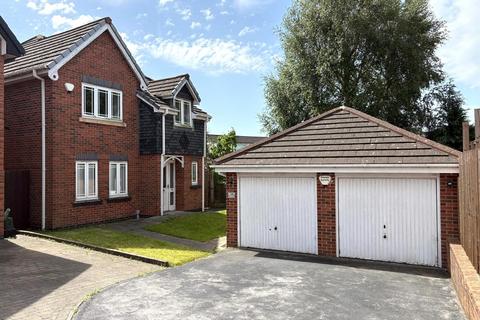 4 bedroom detached house to rent, Kirkwood Close, Aspull