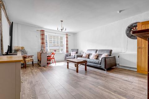 1 bedroom flat for sale, High Street, Ware, SG12